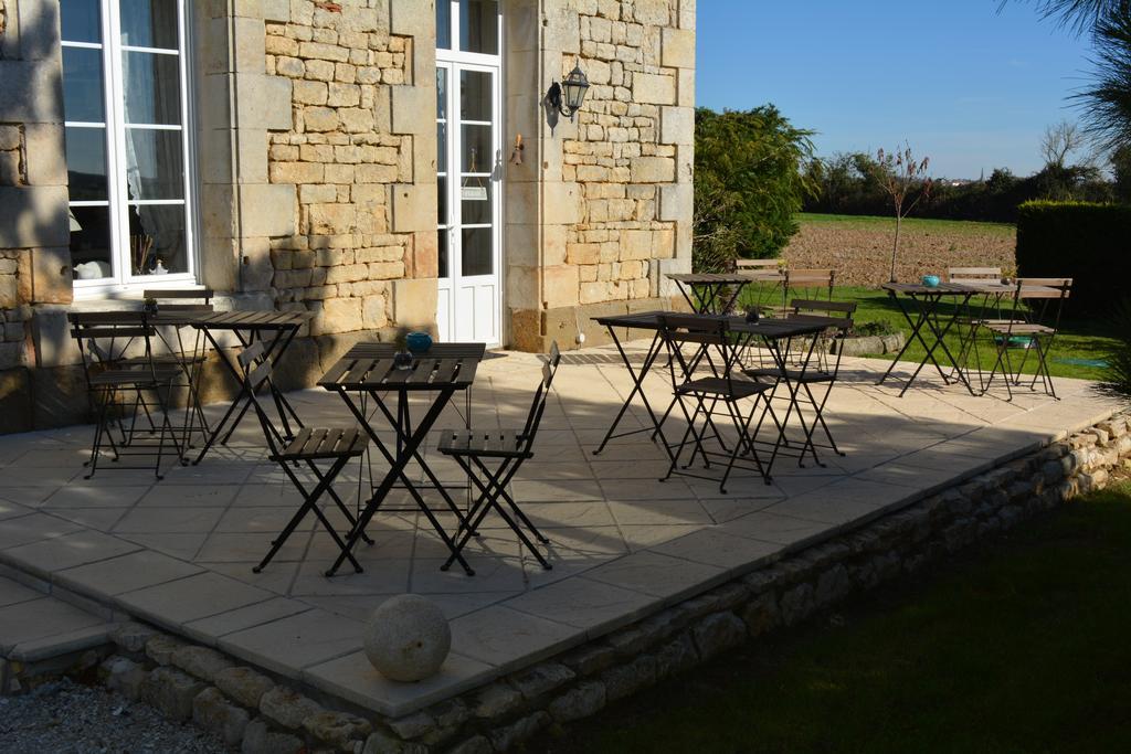 Bed & Breakfast Aux 4 Cornes - D'hotes Longeves (Vendee)